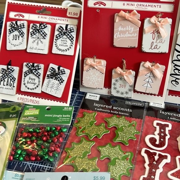 Christmas craft supply bundle - Picture 7 of 10